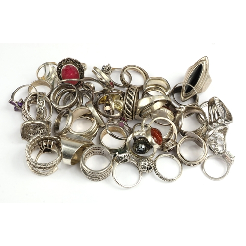 56 - Silver / White metal rings (approx 250g)