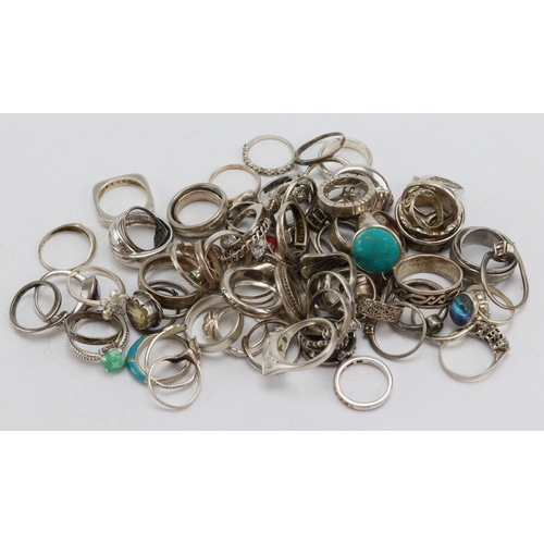 58 - Silver / White metal rings (approx 250g)