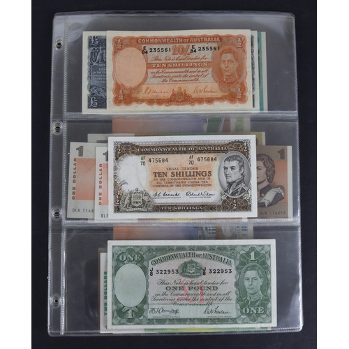 425 - Australia (18), including 10 Shillings (2), 1 Pound (1), 5 Pounds (1), First Dollar issues Commonwea... 