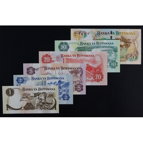 470 - Botswana (6), 20 Pula, 5 Pula & 2 Pula issued 1982, all with LOW serial numbers, E/3 000207, C/5 000... 