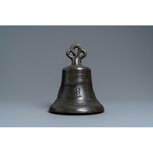 143 - A large bronze bell with applied figures of saints, North of France, 16th C.H.: 33 cm - Dia.: 26 cm ... 