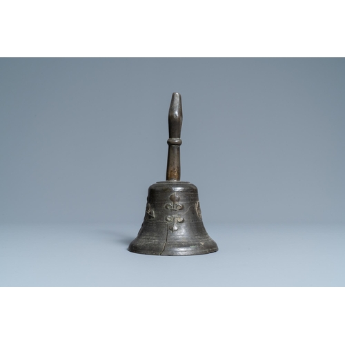 144 - A bronze bell with applied fleur-de-lis and an IHS medallion, France, 16th C.H.: 24,5 cm  Provenance... 