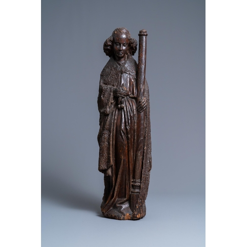 146 - An oak figure of an angel holding the Instruments of the Passion, Brabant region, Southern Netherlan... 