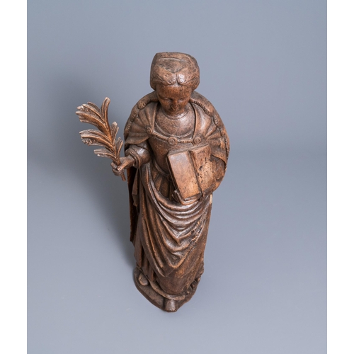 166 - A large oak figure of Saint-Ursula the martyr, 1st half 16th C.H.: 105 cm  Provenance: - The Davioud... 