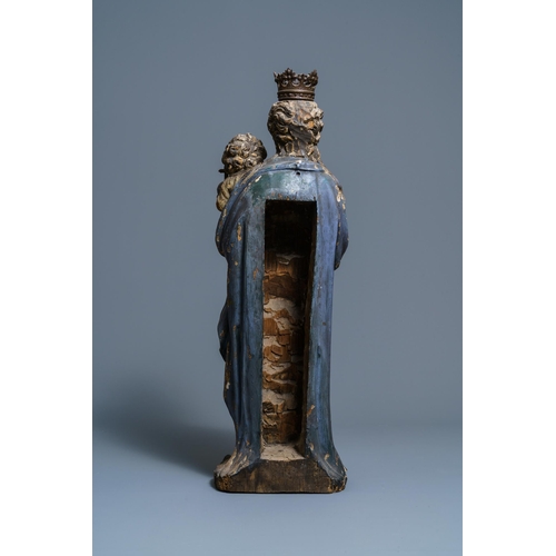 173 - A large polychromed oak figure of a Madonna with child, 17th C.H.: 94,5 cm  Provenance: - The Daviou... 