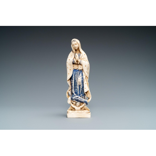 178 - A polychromed and gilded ivory figure of a Madonna, 19th C.Lot subject to CITES-regulations. Availab... 