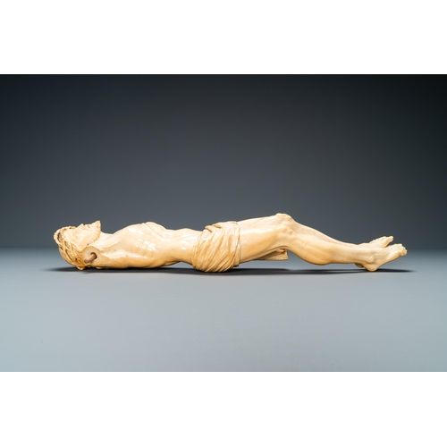 29 - A large ivory Corpus Christi, probably France, 19th C.Lot subject to CITES-regulations. Available fo... 