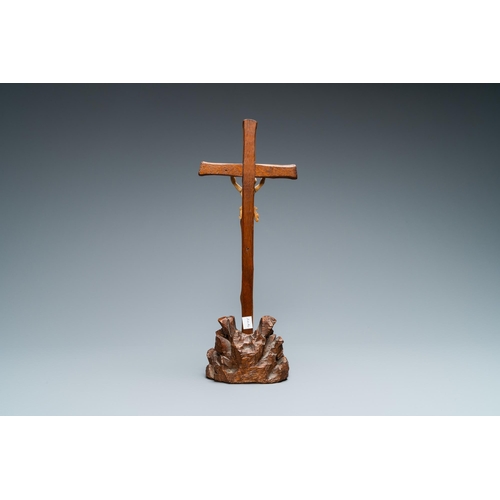 31 - An ivory Corpus Christi on naturalistically carved wooden crucifix, probably France, 17/18th C.Lot s... 