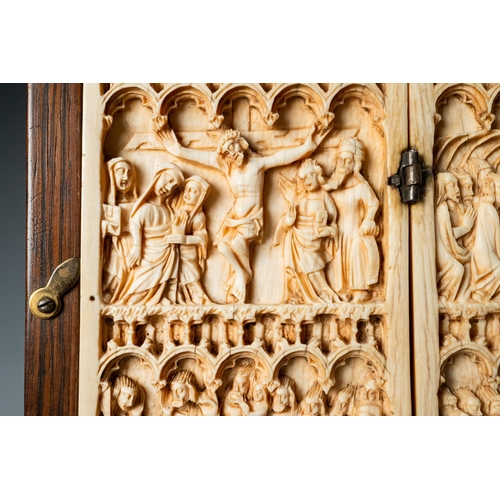 58 - An ivory diptych, Germany, 14th C.Lot subject to CITES-regulations. Available for sale in the Europe... 