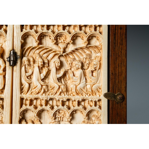 58 - An ivory diptych, Germany, 14th C.Lot subject to CITES-regulations. Available for sale in the Europe... 