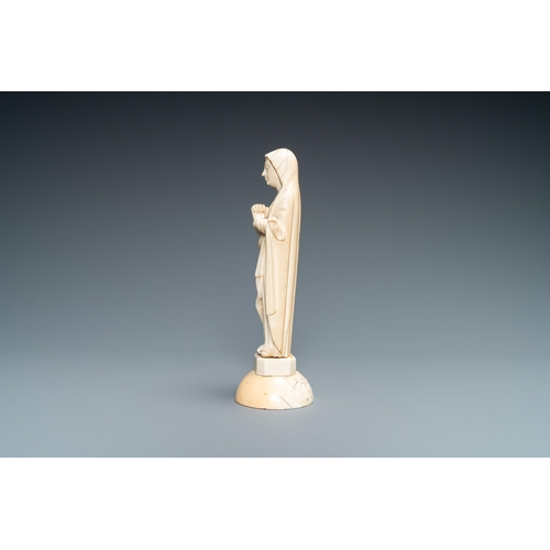 62 - An ivory figure of a Madonna, probably Dieppe, France, 19th C.Lot subject to CITES-regulations. Avai... 