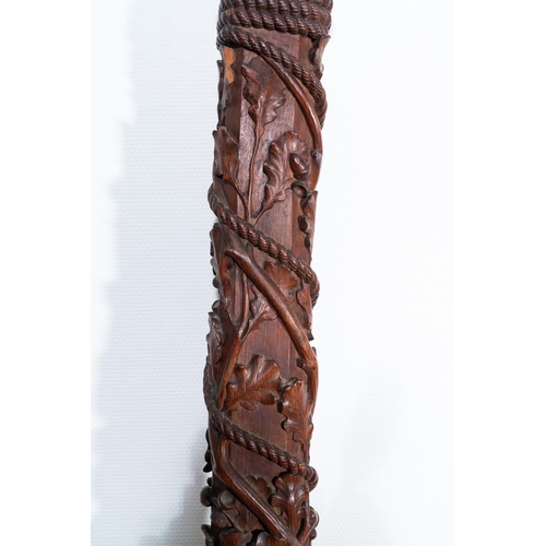 7 - A mahogany boat mast with oak scrolls, France or Italy, 18th C.L.: 275 cm  Provenance: - The Davioud... 