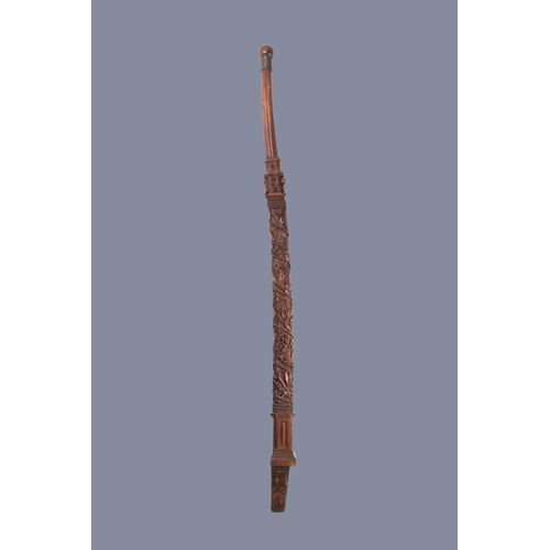 7 - A mahogany boat mast with oak scrolls, France or Italy, 18th C.L.: 275 cm  Provenance: - The Davioud... 