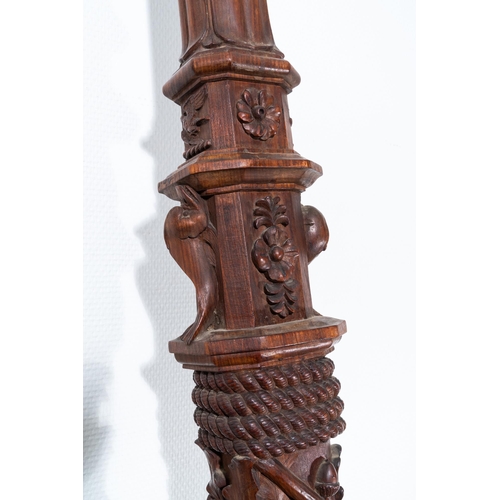 7 - A mahogany boat mast with oak scrolls, France or Italy, 18th C.L.: 275 cm  Provenance: - The Davioud... 