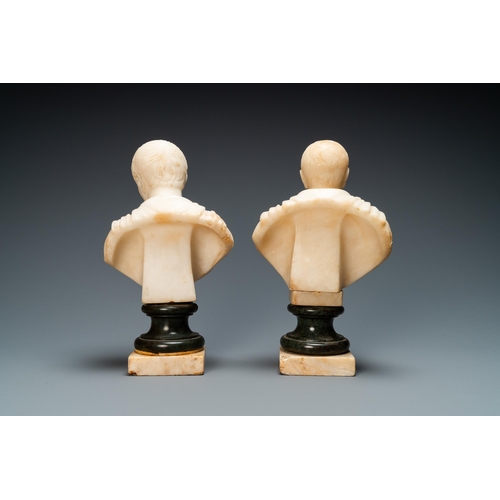 82 - A pair of Italian alabaster busts of the emperors Trajan and Julius Caesar, 19th C.H.: 30 cm (incl. ... 