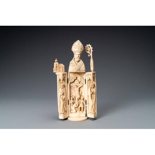 98 - An ivory triptych figure depicting a bishop, Dieppe, France, 19th C.Lot subject to CITES-regulations... 