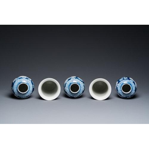 97 - A Chinese blue and white five-vase garniture, Kangxi mark, 19th C.H.: 27 cm (the tallest)... 