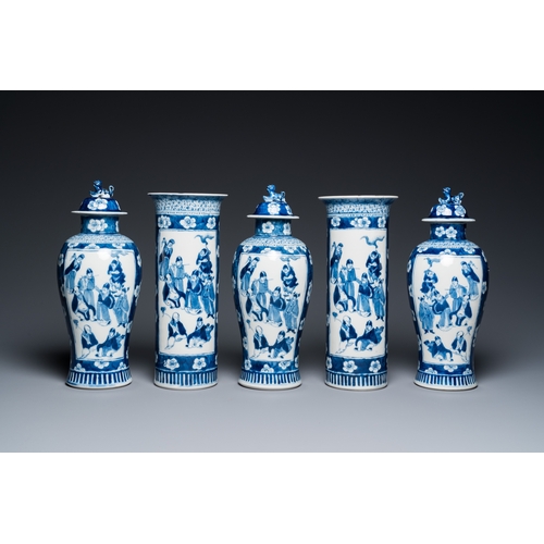 97 - A Chinese blue and white five-vase garniture, Kangxi mark, 19th C.H.: 27 cm (the tallest)... 