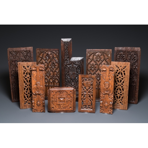 1205 - A collection of 11 carved wooden panels with various designs, France, Holland and/or Flanders, 14/16... 