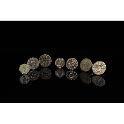 1246 - Seven bronze seal stamps, Western Europe, 15/16th C.H.: 2,8 cm - Dia.: 2 cm (the largest)... 