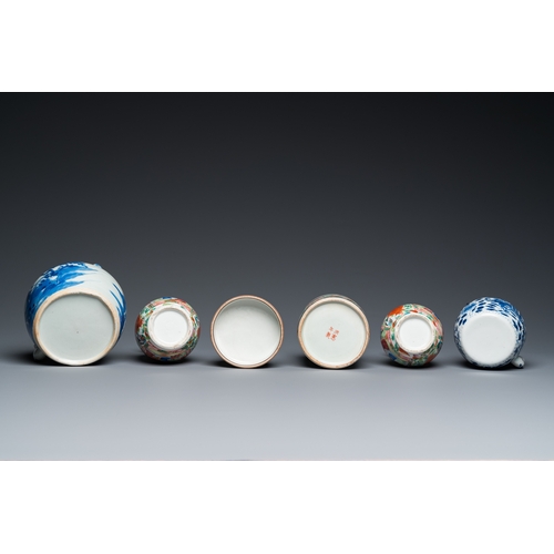 11 - An extensive collection of varied Chinese porcelain wares, 19/20th C.H.: 29 cm (the tallest incl. mo... 