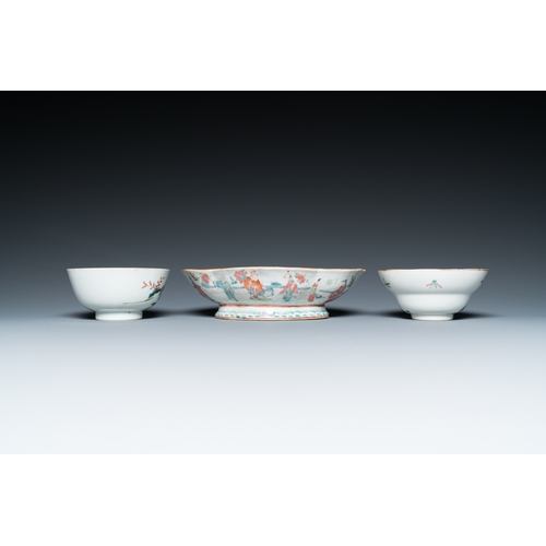 13 - Eleven Chinese famille rose bowls, 19/20th C.Dim.: 27 x 21,5 x 7 cm (the largest bowl)Dia.: 12 cm - ... 