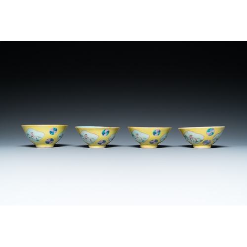 13 - Eleven Chinese famille rose bowls, 19/20th C.Dim.: 27 x 21,5 x 7 cm (the largest bowl)Dia.: 12 cm - ... 