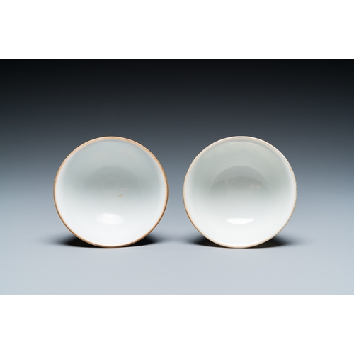 13 - Eleven Chinese famille rose bowls, 19/20th C.Dim.: 27 x 21,5 x 7 cm (the largest bowl)Dia.: 12 cm - ... 