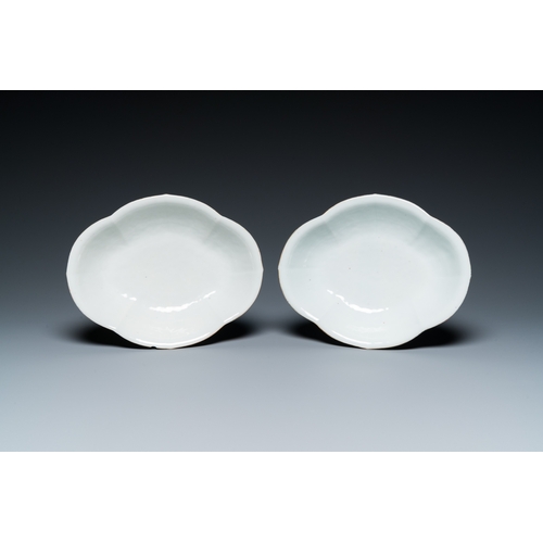 13 - Eleven Chinese famille rose bowls, 19/20th C.Dim.: 27 x 21,5 x 7 cm (the largest bowl)Dia.: 12 cm - ... 