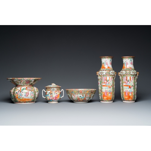 21 - An extensive collection of Chinese Canton famille rose porcelain, 19th C.L.: 42 cm (the platter)H.: ... 