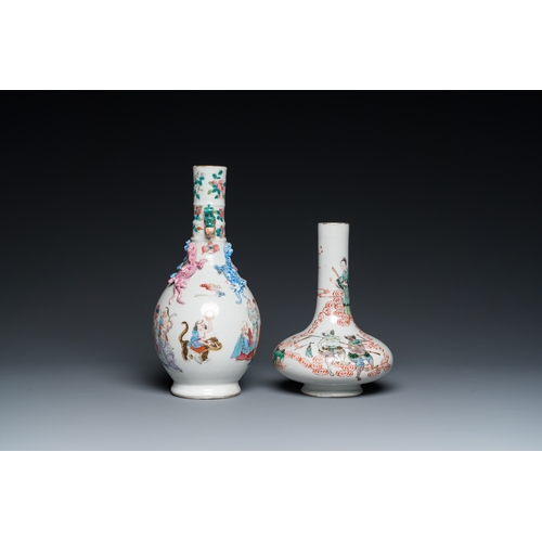 28 - A Chinese famille rose '18 Luohan' bottle vase and a famille verte vase, Kangxi mark, 19th C.H.: 25 ... 