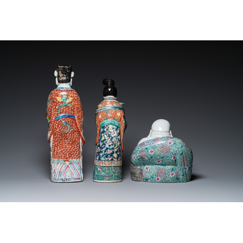 39 - A Chinese famille rose Buddha, a star god and an immortal, 19/20th C.H.: 49 cm (the tallest) H.: 26,... 