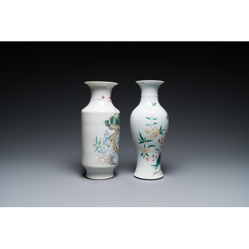 41 - A varied collection of Chinese porcelain, 19/20th C.H.: 26 cm (the vases)Dim.: 19 x 15 x 7 cm (each ... 