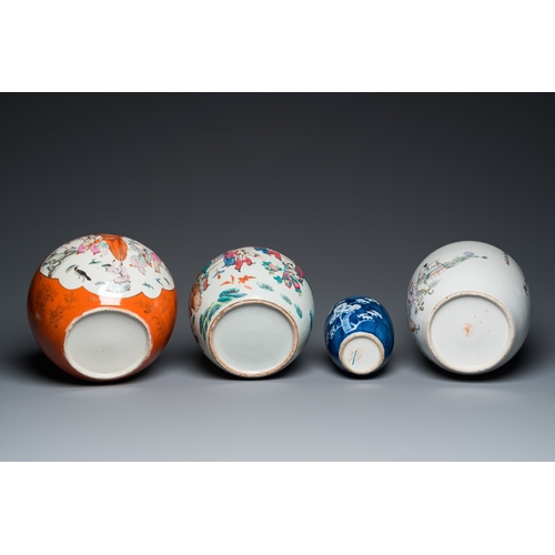 6 - Four Chinese famille rose and blue and white covered jars, 19/20th C.H.: 30,5 cm (the tallest)... 