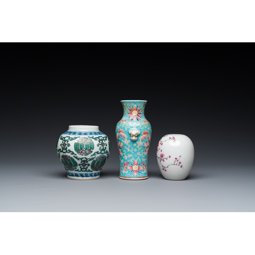 62 - Three small Chinese doucai and famille rose vases, 19/20th C.H.: 13 cm (the tallest)