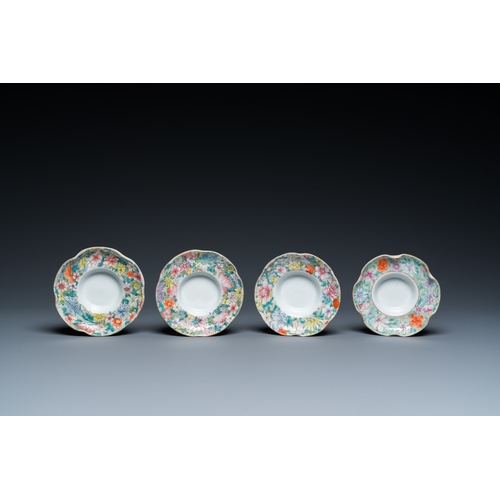 67 - Four Chinese famille rose millefleurs covered bowls on stands, Qianlong mark, RepublicDia.: 10,5 cm ... 