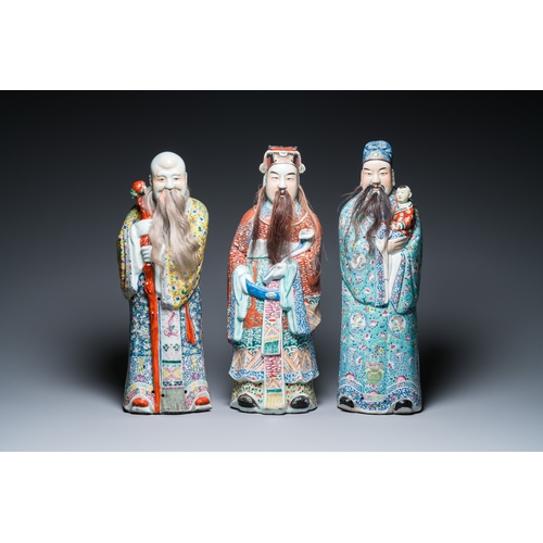 73 - Three Chinese famille rose figures of star gods, Zhu Rong Ji Zao æ±æ¦®è¨é  mark, 19/20th C.H.: 64... 