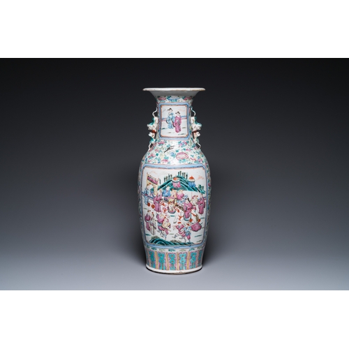 76 - A Chinese famille rose jardiniere and a vase, 19th C.H.: 62 cm (the vase)Dia.: 40 cm - H.: 36 cm (th... 