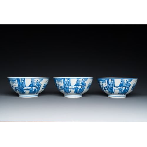 78 - Three Chinese blue and white bowls with figurative design, Xuande mark, 19th C.Dia.: 17,5 cm - H.: 8... 