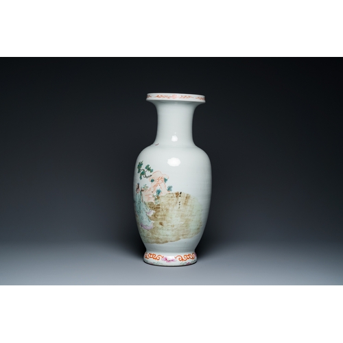 83 - A Chinese famille rose 'narrative subject' vase, Qianlong mark, 19/20th C.H.: 55,5 cm