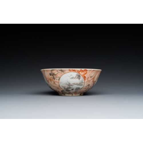 117 - A Chinese faux-bois bowl with grisaille medallions, Qianlong mark, RepublicDia.: 16,5 cm - H.: 6,5 c... 