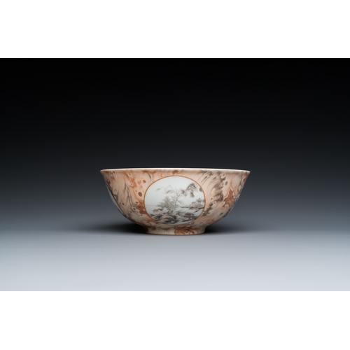 117 - A Chinese faux-bois bowl with grisaille medallions, Qianlong mark, RepublicDia.: 16,5 cm - H.: 6,5 c... 