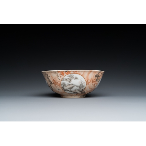 117 - A Chinese faux-bois bowl with grisaille medallions, Qianlong mark, RepublicDia.: 16,5 cm - H.: 6,5 c... 