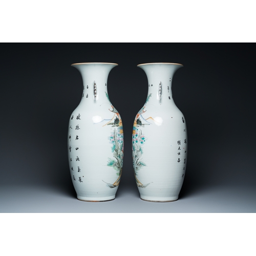 142 - A pair of Chinese famille rose 'ladies in a garden' vases, 19/20th C.H.: 57,5 cm