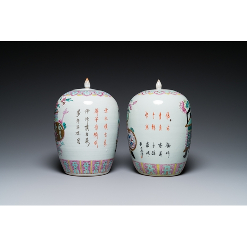 185 - Two Chinese famille rose jars and covers with censers holding flowers, 19th C.H.: 32 cm... 