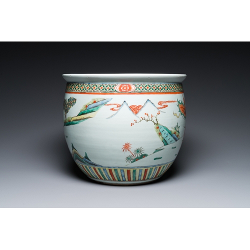 186 - A Chinese famille verte fish bowl with warriors on horseback, 19th C.Dia.: 36 cm - H.: 30,5 cm... 