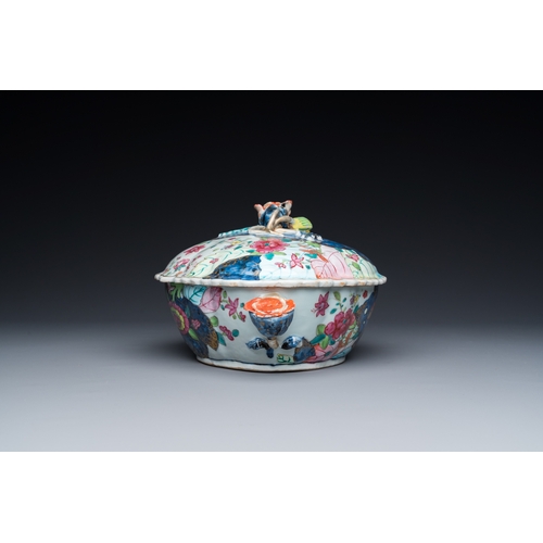 205 - A large Chinese famille rose 'tobacco leaf' tureen and cover on stand, QianlongL.: 31 cm (the stand)... 