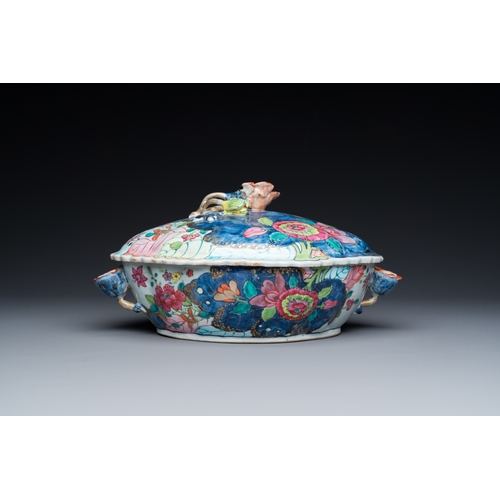 205 - A large Chinese famille rose 'tobacco leaf' tureen and cover on stand, QianlongL.: 31 cm (the stand)... 