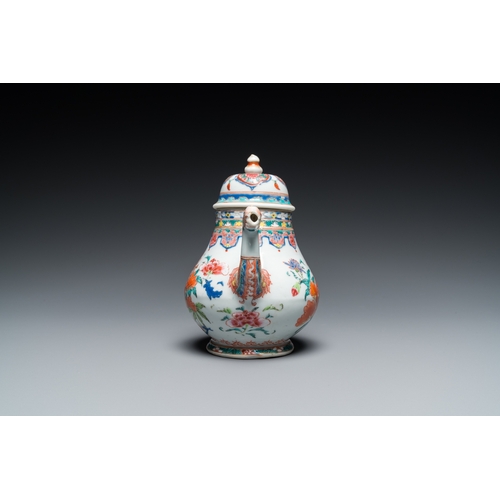 218 - A Chinese famille rose teapot with dragon spout, Yongzheng/QianlongH.: 16 cm - L.: 17 cm... 