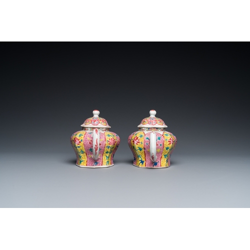 230 - A pair of Chinese octagonal famille rose teapots on stands, YongzhengL.: 14,5 cm (the stands)L.: 15 ... 